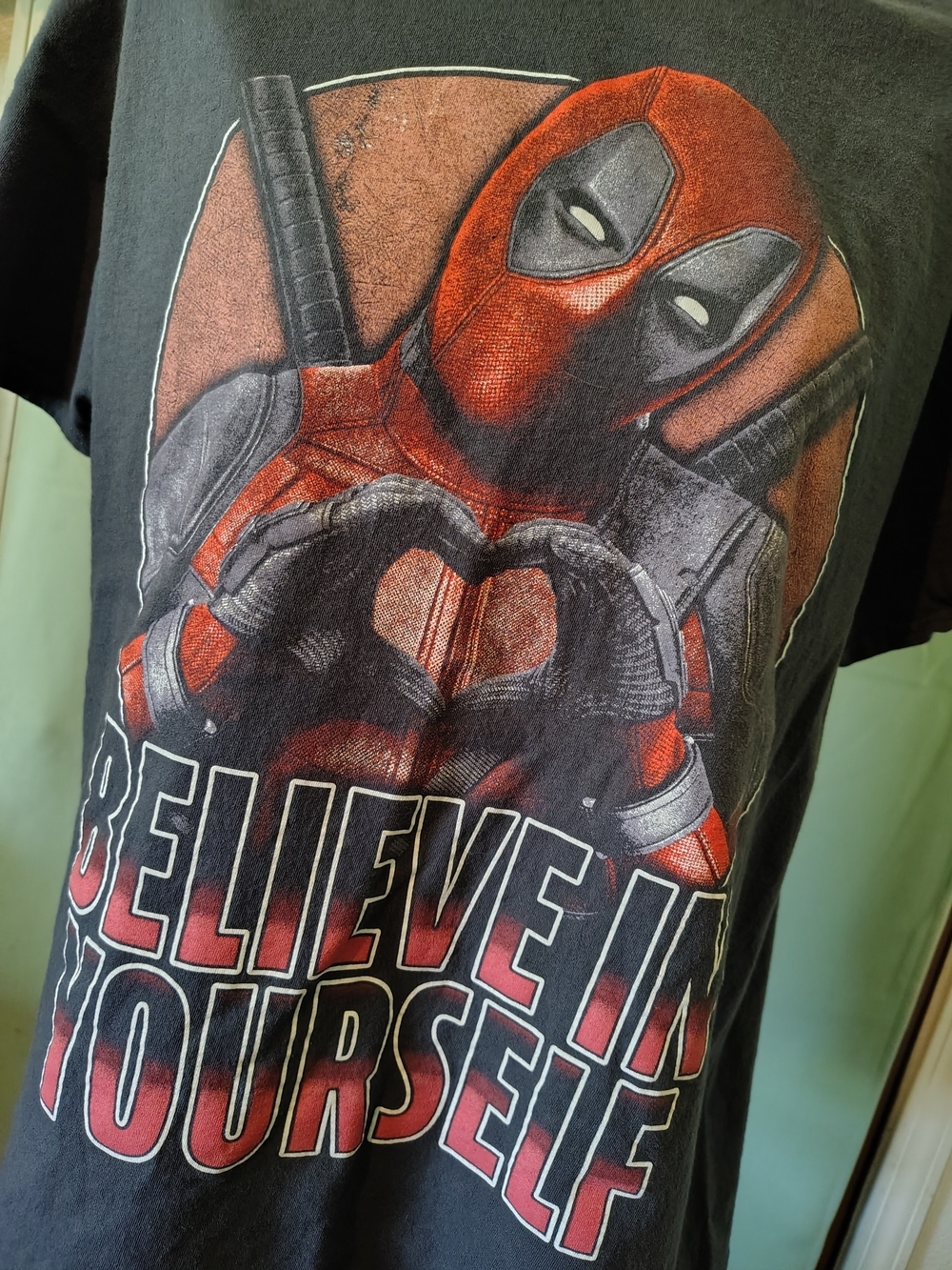 Marvel Deadpool "Believe In Yourself" Black Red Tee T-Shirt Men Large Comic